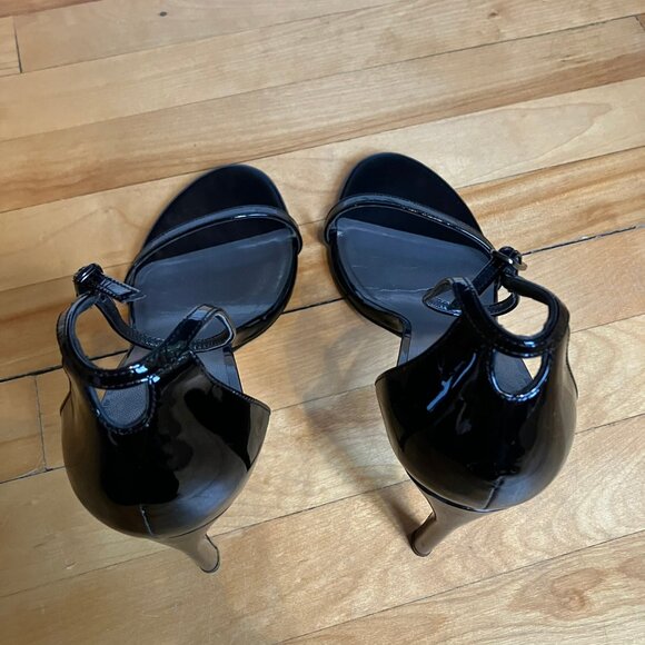 Stuart Weitzman Nudist black patent leather sandal, size 9M - Picture 6 of 11